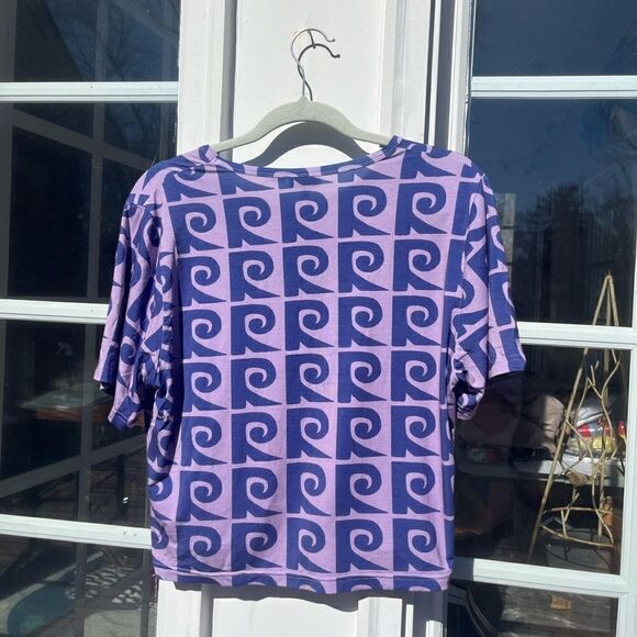 RHODE Coco Front Twist Crop Tee | Cobalt Monogram NWT - Picture 5 of 7